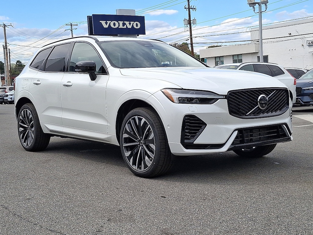 New 2026 Volvo XC60 plug-in hybrid T8 Ultra SUV