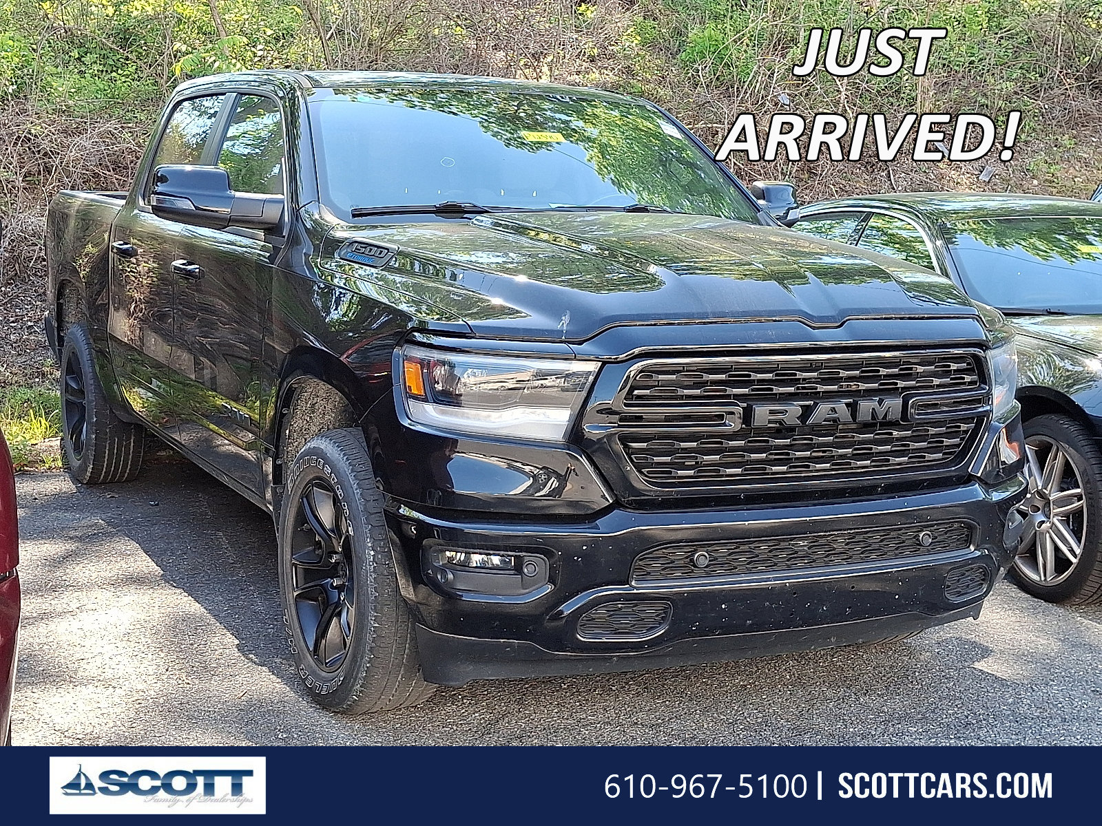 2023 RAM 1500 Big Horn/Lone Star 4x4 Crew Cab 5'7's photo
