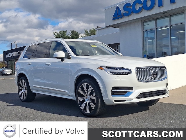 2025 Volvo XC90 plug-in hybrid T8 Ultra 7-Seater SUV