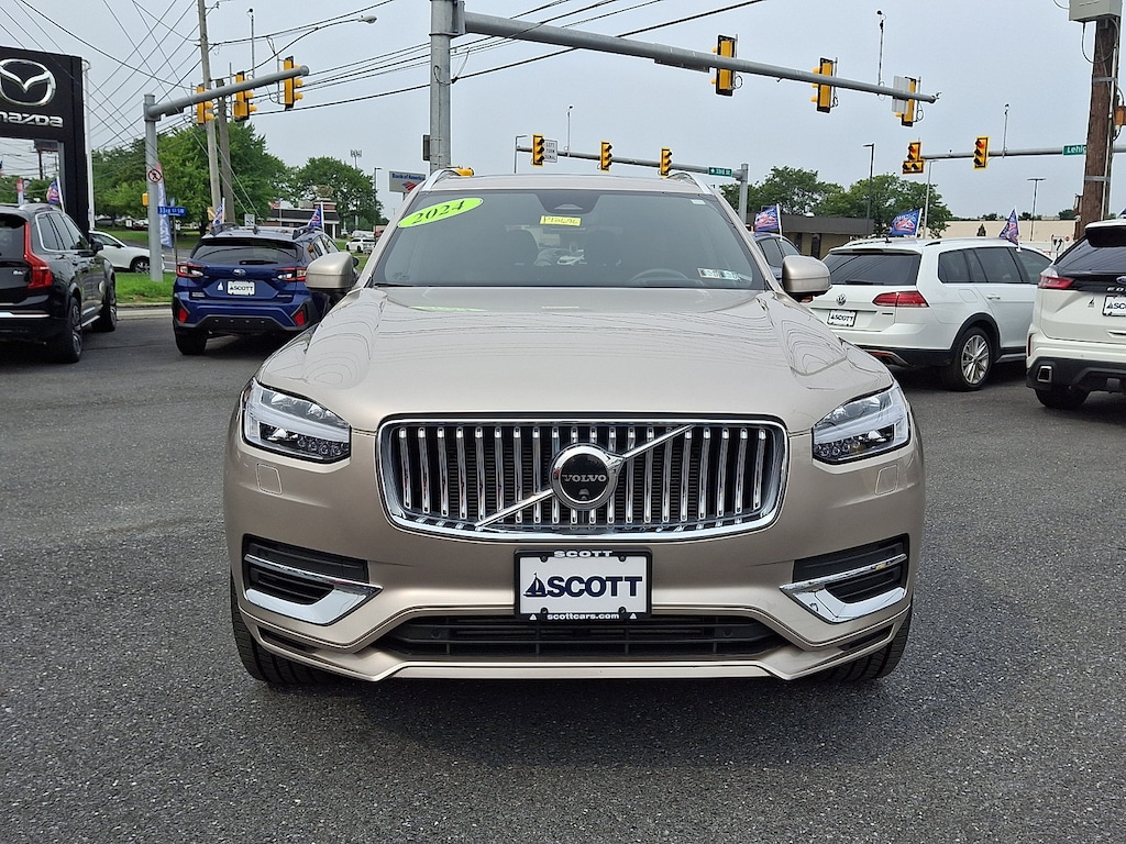 Certified 2024 Volvo XC90 plug-in hybrid T8 Ultimate Bright 7-Seater SUV