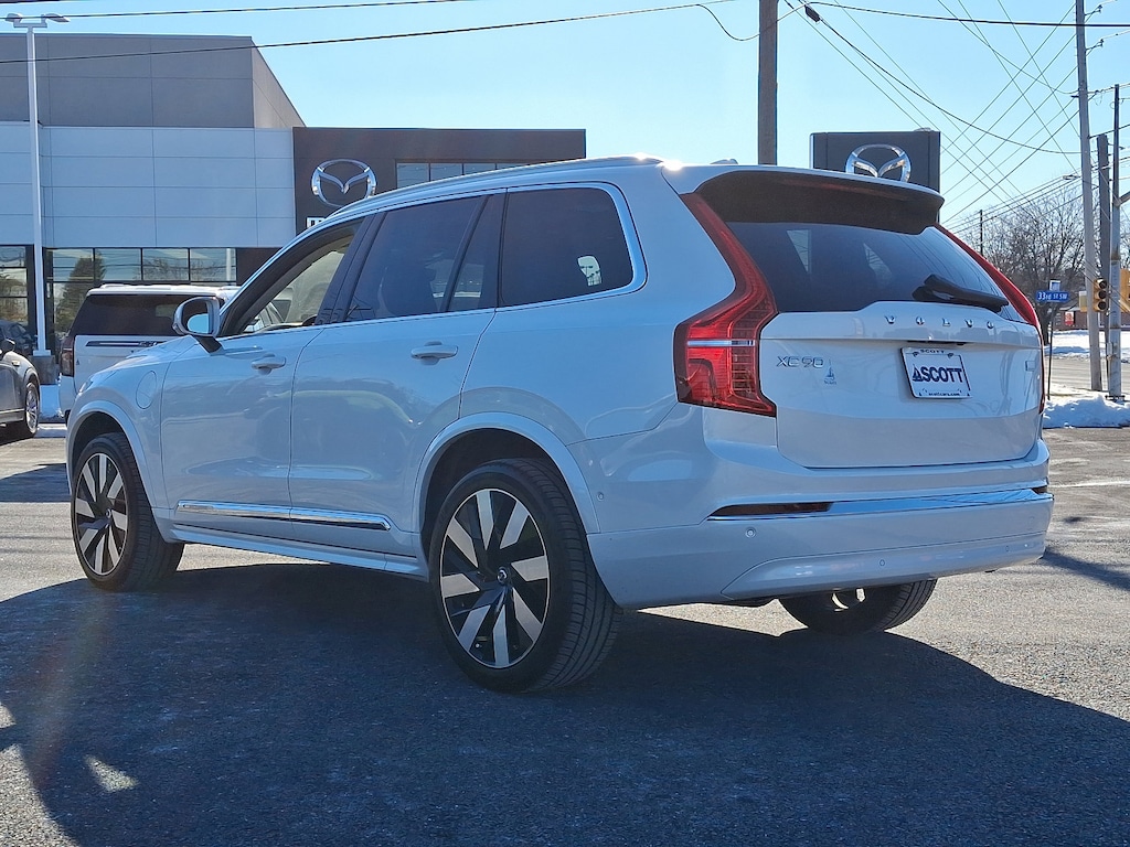 Certified 2023 Volvo XC90 Recharge Plug-In Hybrid Ultimate 6-Seater SUV