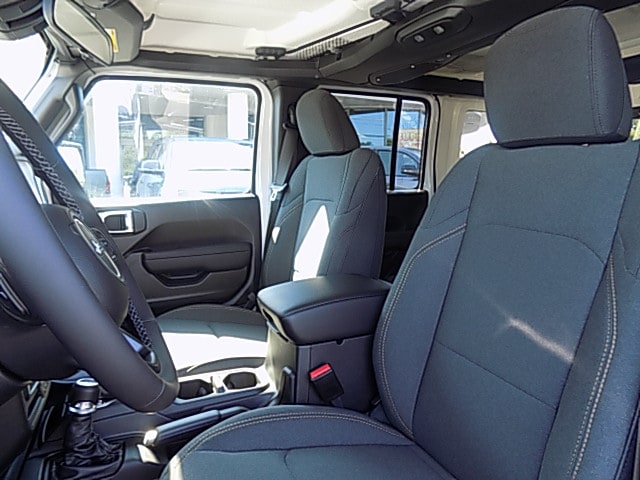 2026 Jeep Wrangler 4-Door Sport S - Photo 9