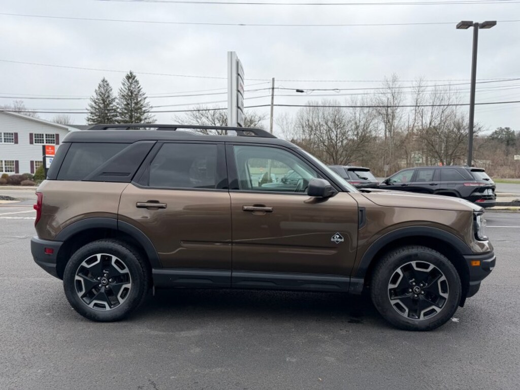 Used 2022 Ford Bronco Sport Outer Banks 4WD SUV