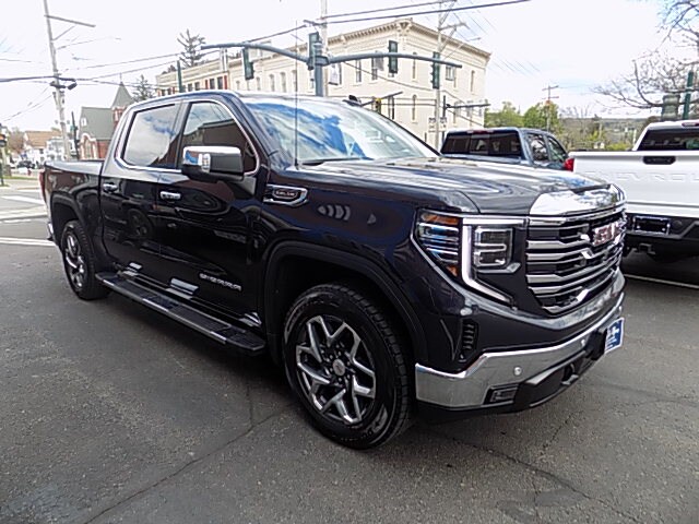 2024 GMC Sierra 1500 SLT - Photo 6