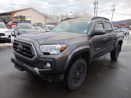 2022 Toyota Tacoma SR5 Double Cab 4WD