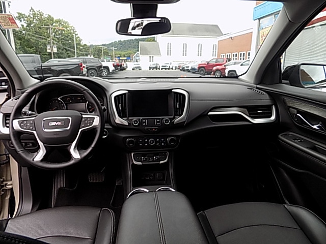 2023 GMC Terrain SLT - Photo 7