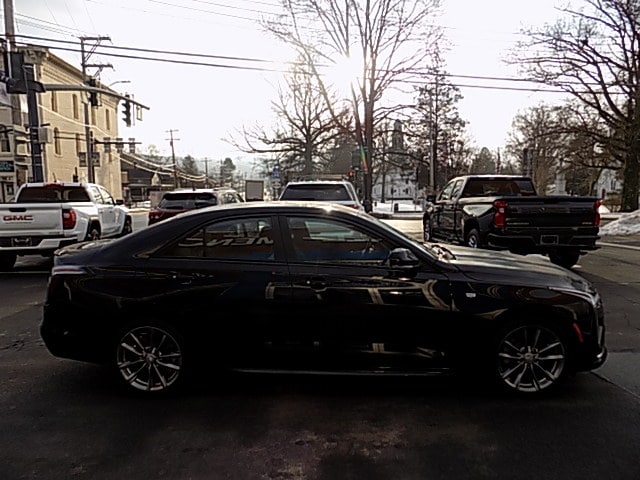 View vehicle photo 4