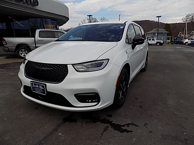 2024 Chrysler Pacifica PHEV Select