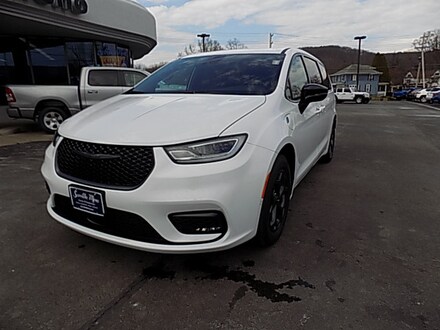 2024 Chrysler Pacifica Hybrid PLUG-IN  S APPEARANCE Passenger Van