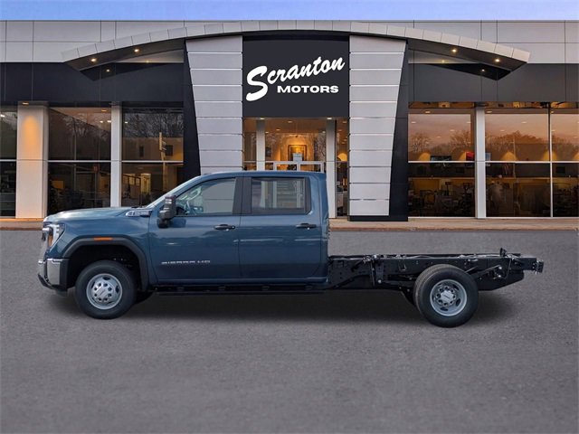 2025 Gmc Sierra Pro photo 2