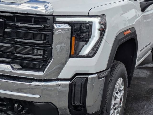 2025 GMC Sierra 2500HD Pro - Photo 9