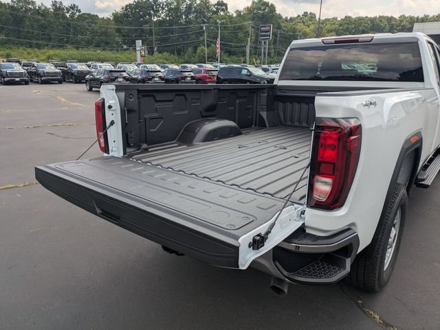 2026 GMC Sierra 3500HD Pro - Photo 30