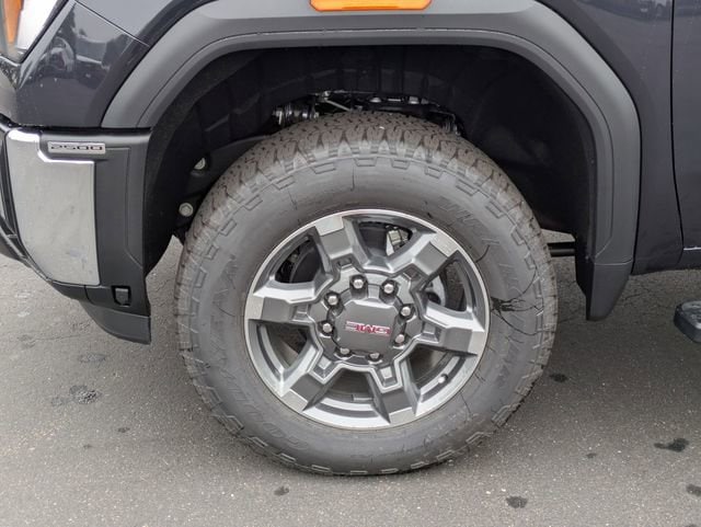 2025 GMC Sierra 2500HD SLT - Photo 10