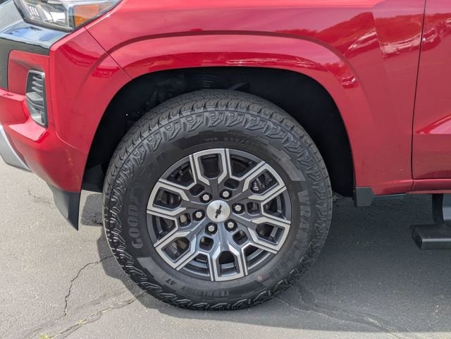 2023 Chevrolet Colorado Z71 - Photo 10