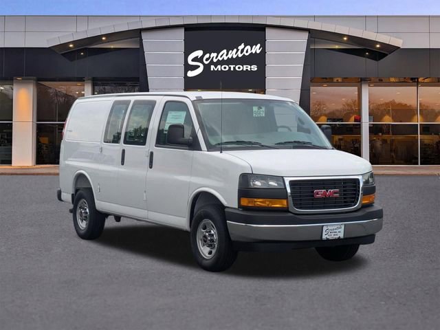 2026 GMC Savana Cargo Work Van - Photo 7