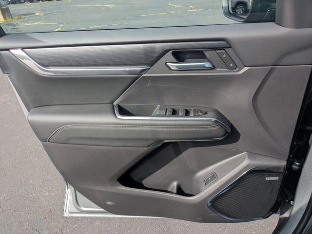2026 GMC Acadia Elevation - Photo 11