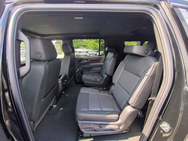 2026 GMC Yukon XL Denali - Photo 29