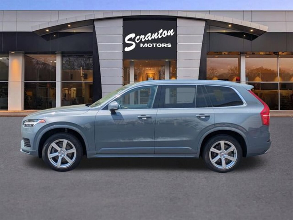 Used 2021 Volvo XC90 T6 Momentum 7 Passenger SUV