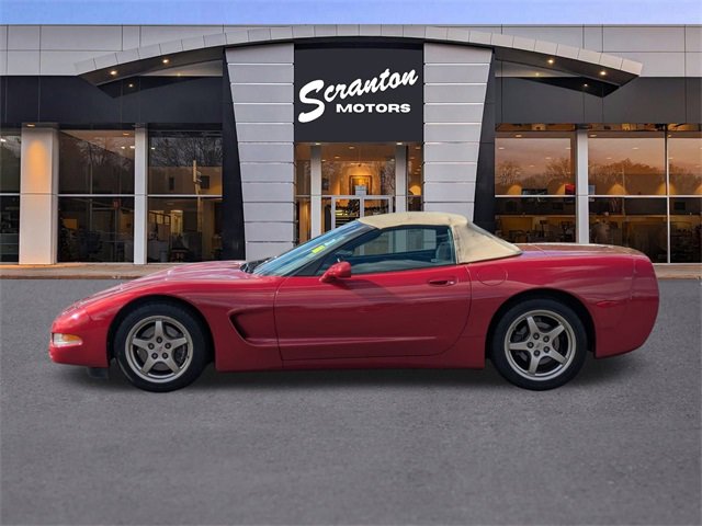 Used 1998 Chevrolet Corvette Base with VIN 1G1YY32G4W5114725 for sale in Vernon, CT