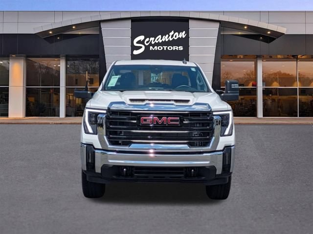 2026 GMC Sierra 3500HD Pro - Photo 8