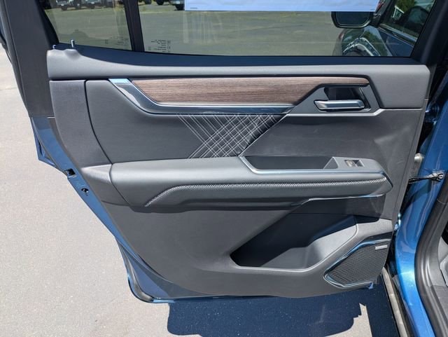2026 GMC Acadia Denali - Photo 28