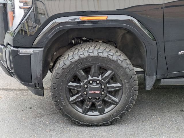 2024 GMC Sierra 2500HD AT4 - Photo 10