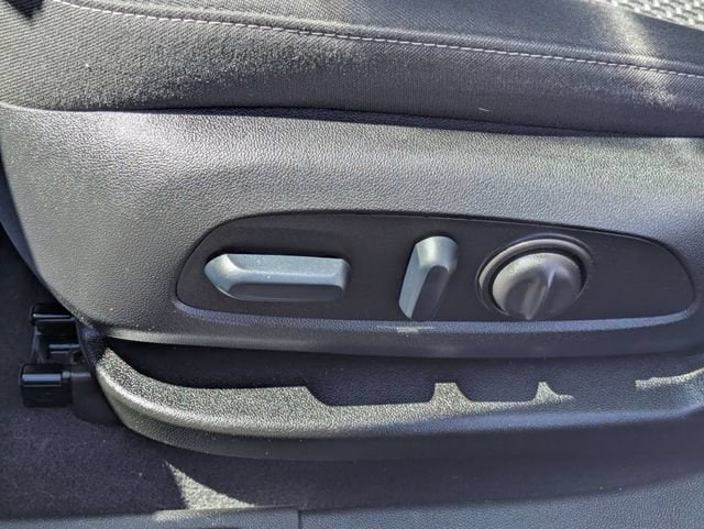 2023 GMC Acadia SLE - Photo 27