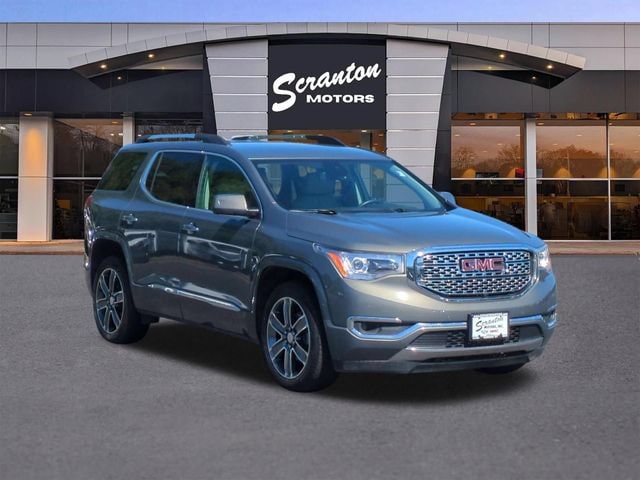 2017 GMC Acadia Denali - Photo 7