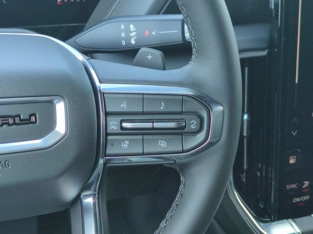 2026 GMC Yukon XL Denali - Photo 17
