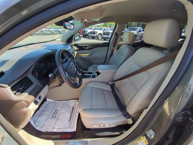 2017 GMC Acadia Denali - Photo 26