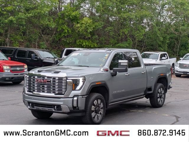2024 GMC Sierra Denali 4WD Crew Cab Standard Box's photo