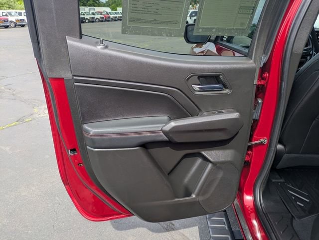 2023 Chevrolet Colorado Z71 - Photo 28