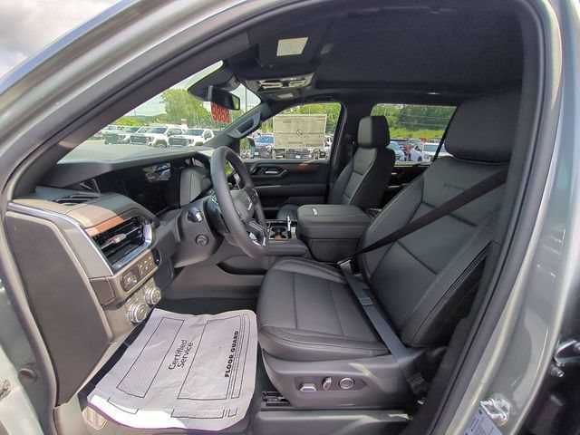 2026 GMC Yukon XL Denali - Photo 25