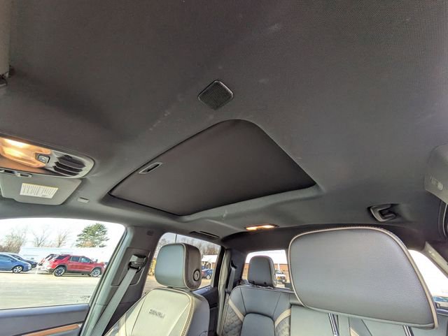 2025 GMC Canyon Denali - Photo 27
