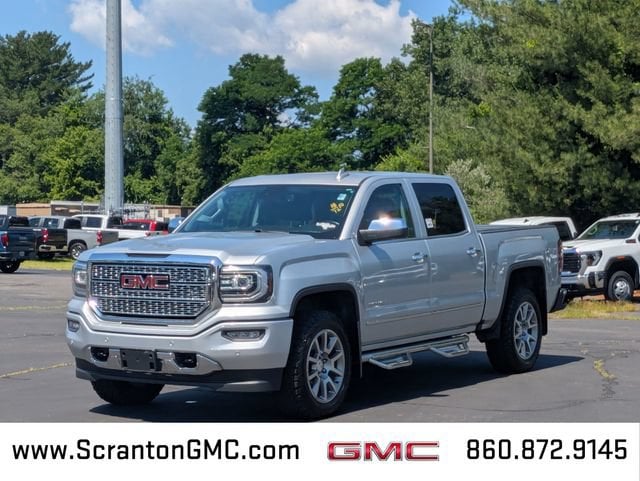 2018 GMC Sierra 4WD Crew Cab Short Box's photo