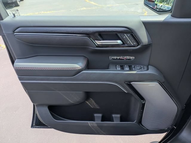 2026 GMC Sierra 1500 AT4X - Photo 11