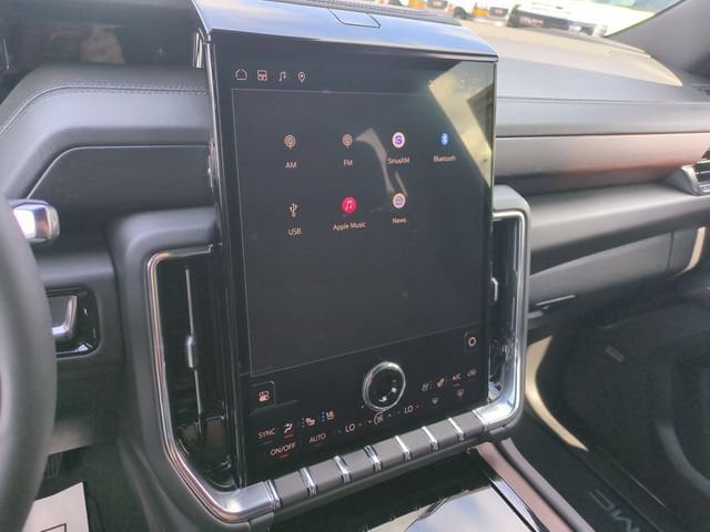 2026 GMC Yukon XL Denali - Photo 22