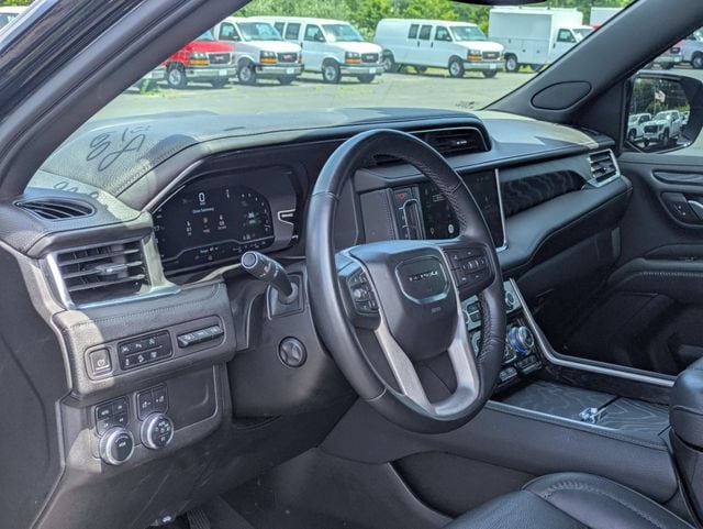 2023 GMC Yukon XL Denali - Photo 16