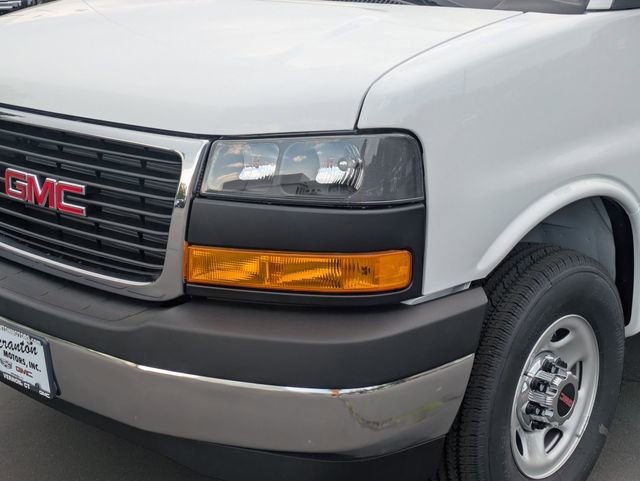 2026 GMC Savana Cargo Work Van - Photo 9