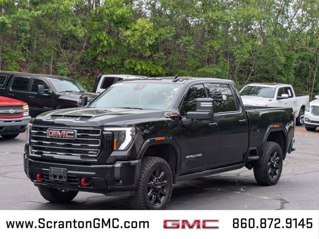 2024 GMC Sierra 4WD Crew Cab Standard Box AT4's photo