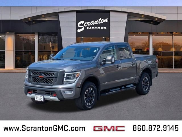 2022 Nissan Titan