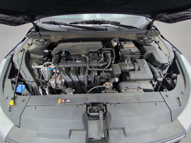 2025 Kia K4 LXS - Photo 35