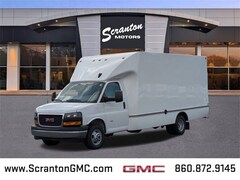 2025 GMC Savana Cutaway Work Van Truck