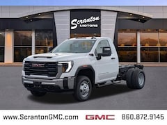 2026 GMC Sierra 3500 HD Chassis Cab Pro Truck Regular Cab
