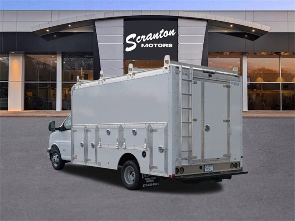 New 2025 GMC Savana Cutaway 4500 4500 Van Truck