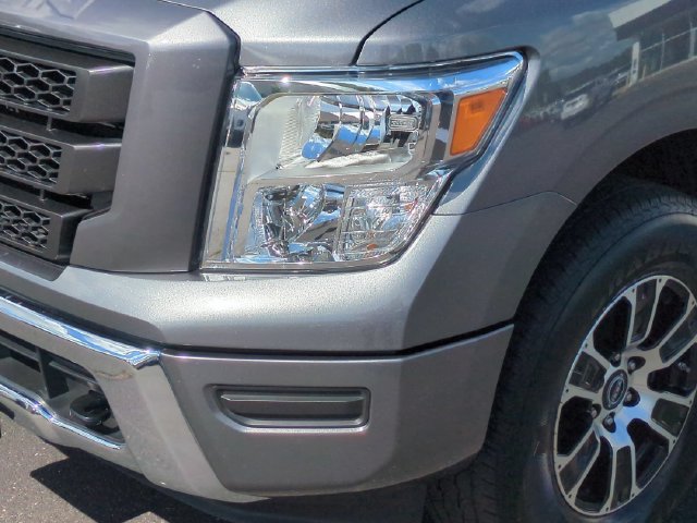 2024 Nissan Titan SV - Photo 9