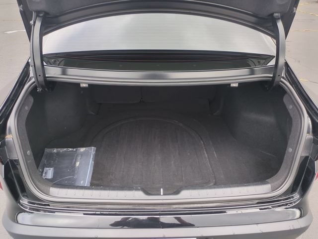 2025 Kia K4 LXS - Photo 31