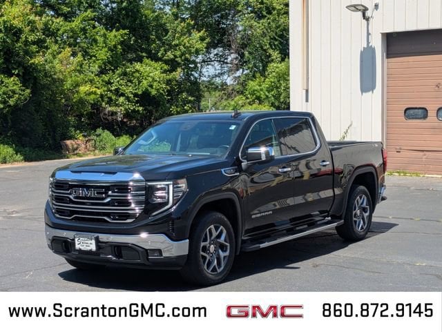 2023 GMC Sierra 4WD Crew Cab Short Box SLT's photo