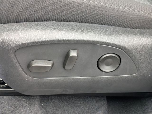 2026 GMC Acadia Elevation - Photo 27