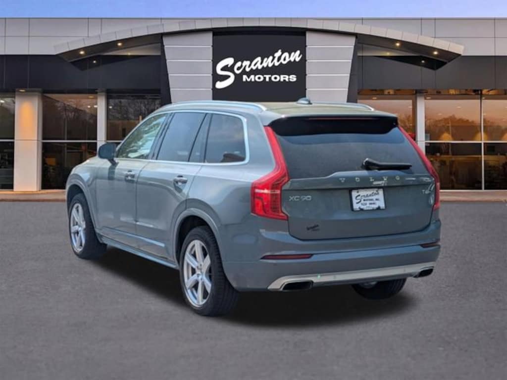 Used 2021 Volvo XC90 T6 Momentum 7 Passenger SUV